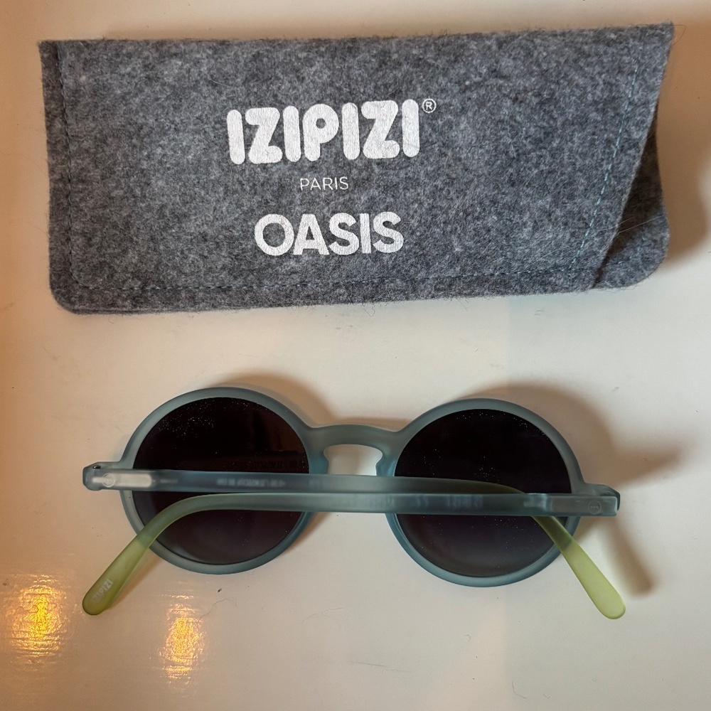 Izipizi Oasis Sunglasses Blue Green Unisex - Picture 3 of 8